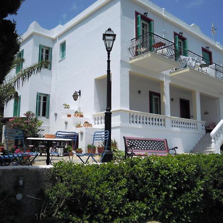 Blue Dolphin Ξενοδοχείο Μπατσί Εξωτερικό φωτογραφία