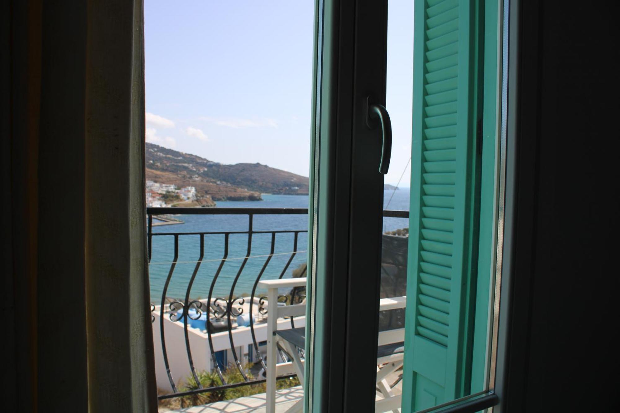 Blue Dolphin Ξενοδοχείο Μπατσί Εξωτερικό φωτογραφία